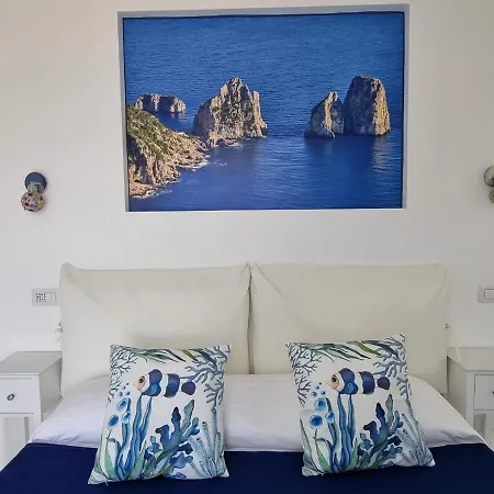 Romy Blu Capri